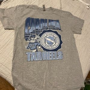 unc graphic tee